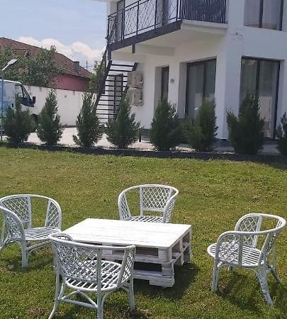 Accent House Apartamento Deva Exterior foto